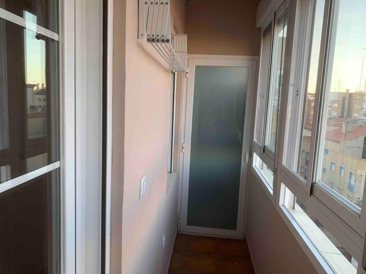 Apartament Un Hogar En El Centro Con Parking Gratuito Saragossa Zewnętrze zdjęcie