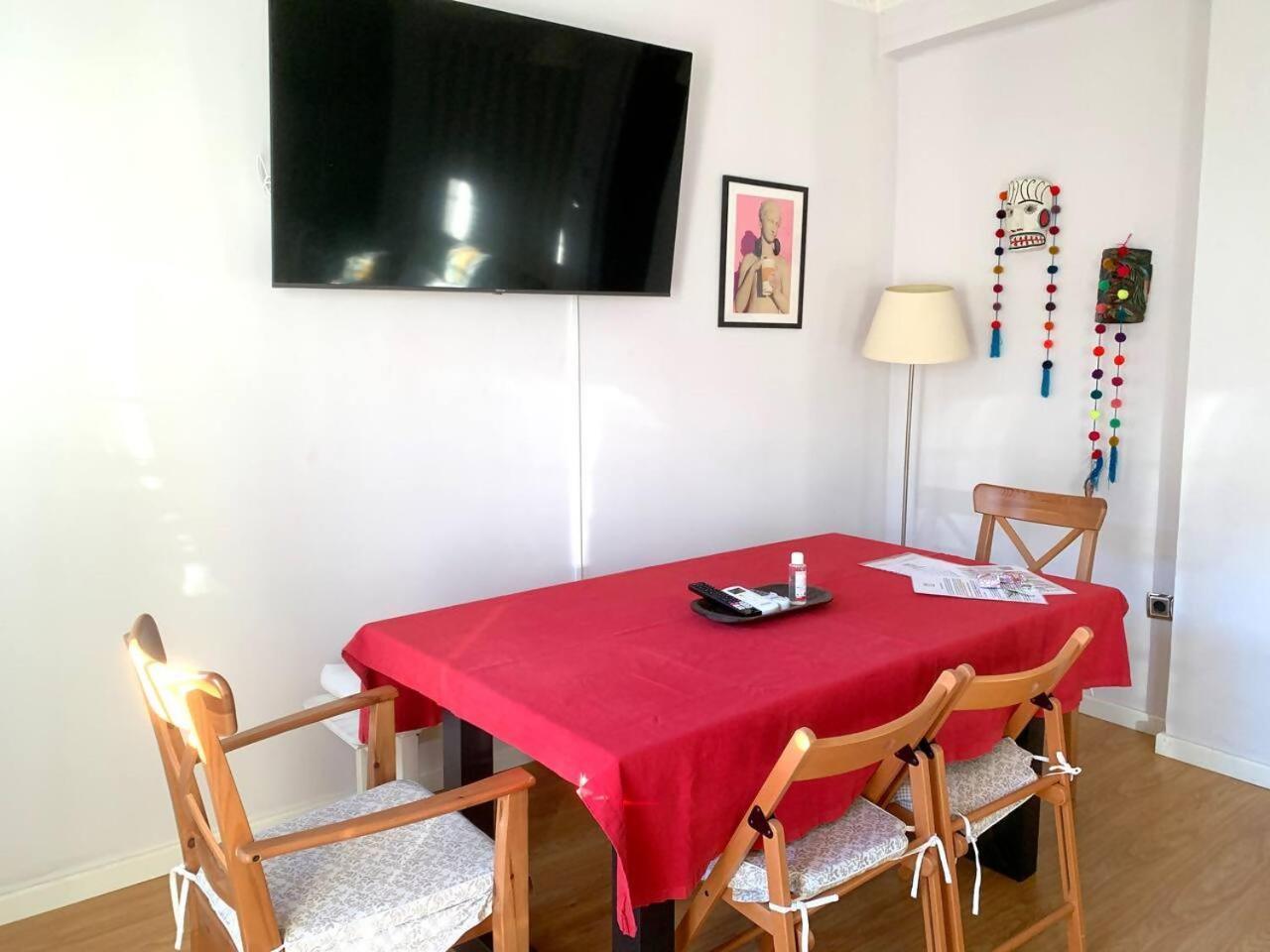 Apartament Un Hogar En El Centro Con Parking Gratuito Saragossa Zewnętrze zdjęcie